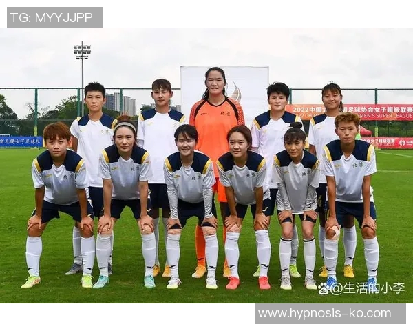 联赛积分胶着局面下球队应对策略与调整探讨